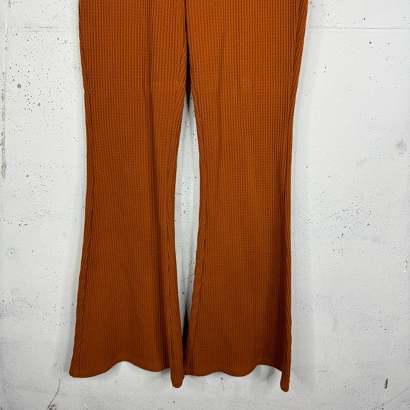 Aerie High Rise Flare Waffle Knit Pants Sweat Pants Med - Picture 3 of 8